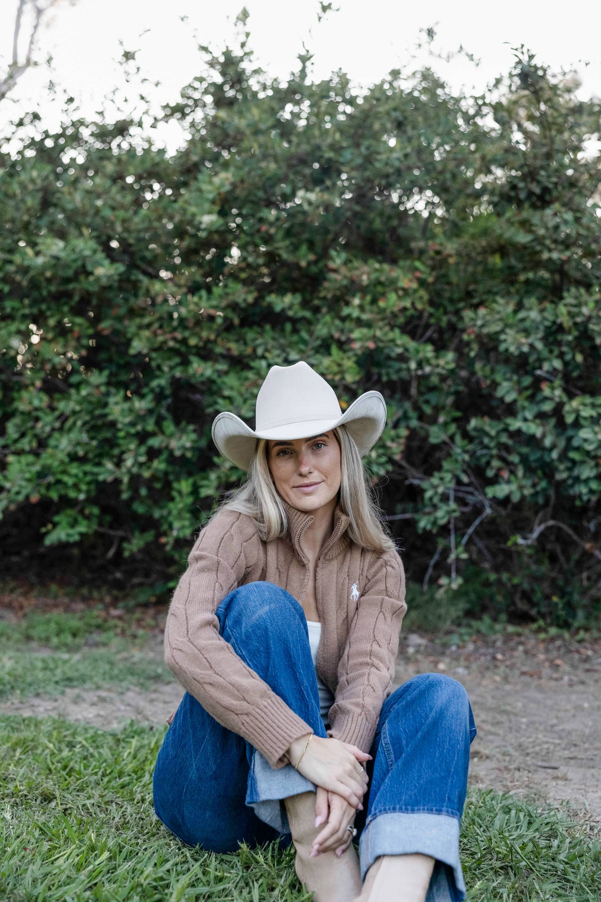 New Cowboy Cattleman Faux Suede Hat - Style Dutch
