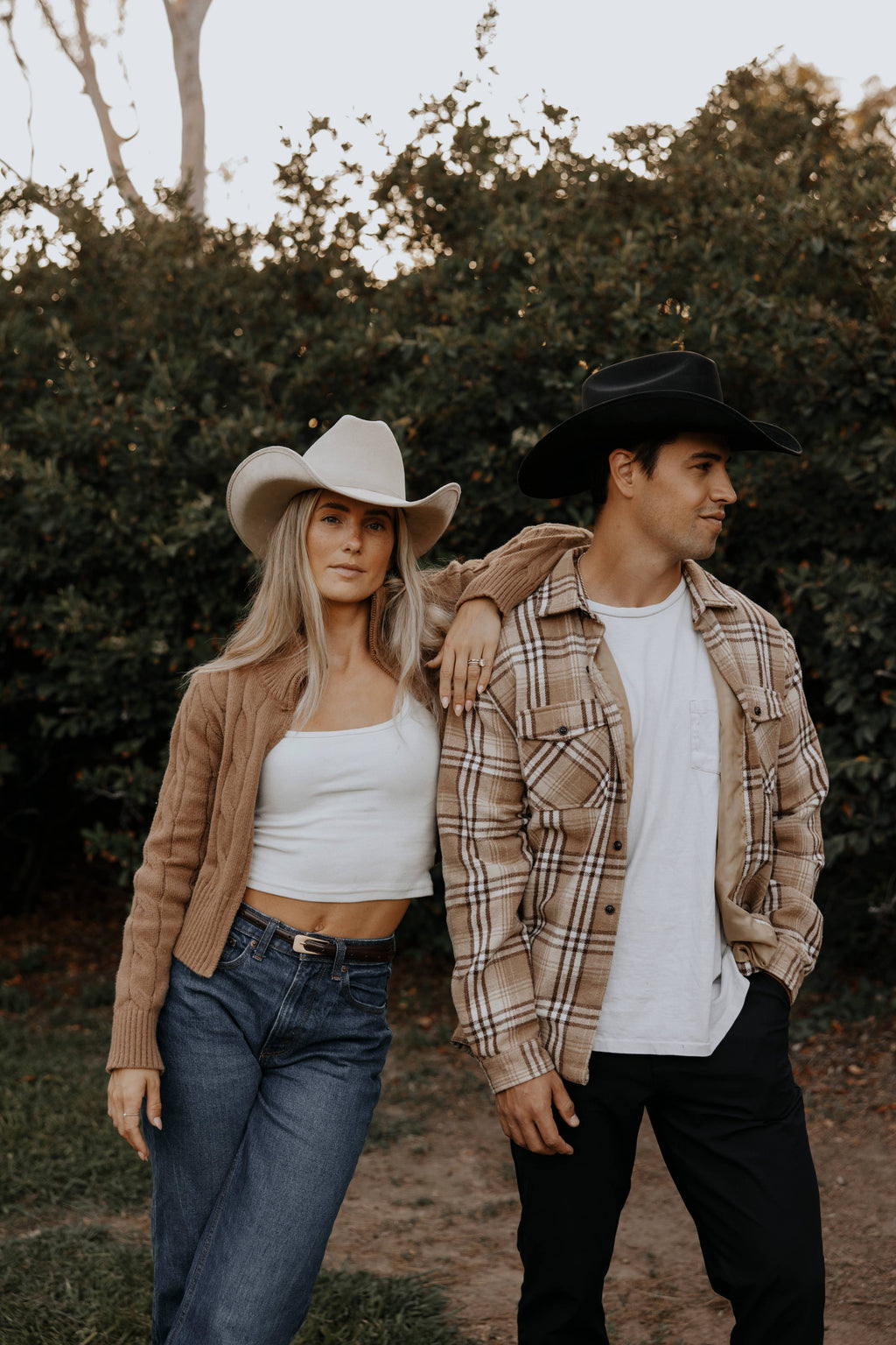 New Cowboy Cattleman Faux Suede Hat - Style Dutch