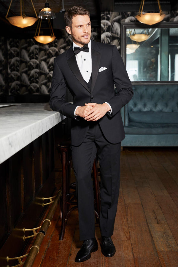 Black Legacy Performance 3-Piece Tuxedo - Michael Kors 921
